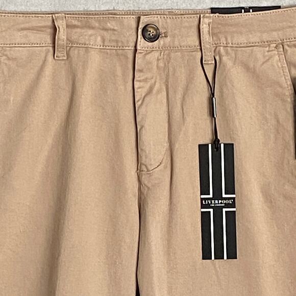 Liverpool Los Angeles Men's 30W Khaki Trouser Short Stretch Flat Front NEW - Picture 3 of 13